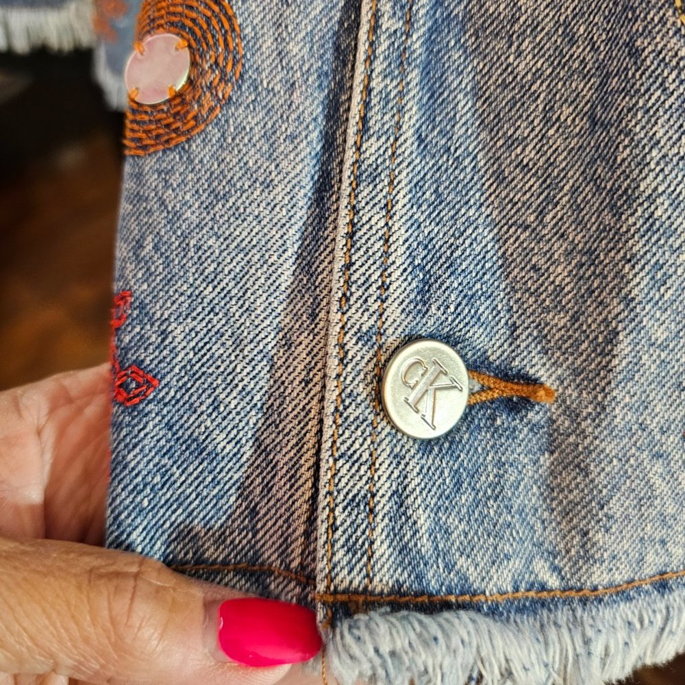 CALVIN KLEIN JEANS Denim Jean Jacket with Red Orange Embroidery 100% Cotton - Picture 13 of 13